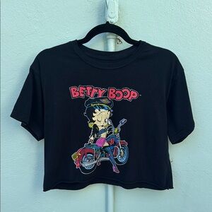 Betty Boop black  Short Sleeve Cropped Tee with Colorful Graphic Design